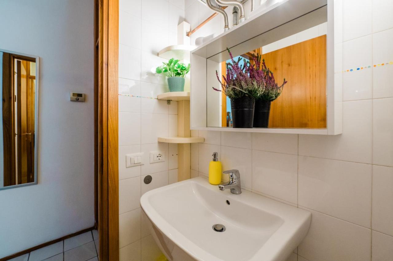 Feel - Salvecchio Apartments Bergamo Luaran gambar